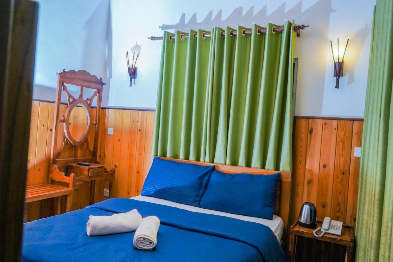 Blue Moon Residency Hotell Nuwara Eliya Eksteriør bilde