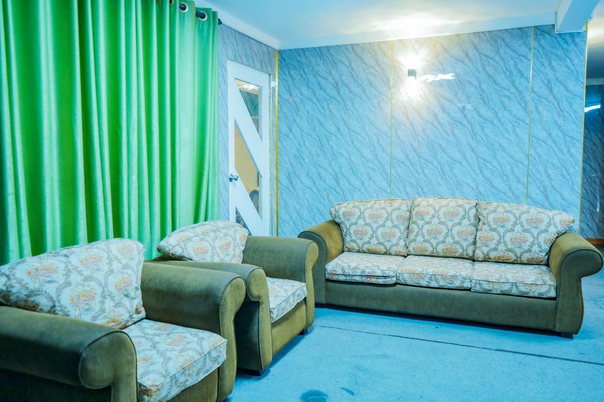 Blue Moon Residency Hotell Nuwara Eliya Eksteriør bilde